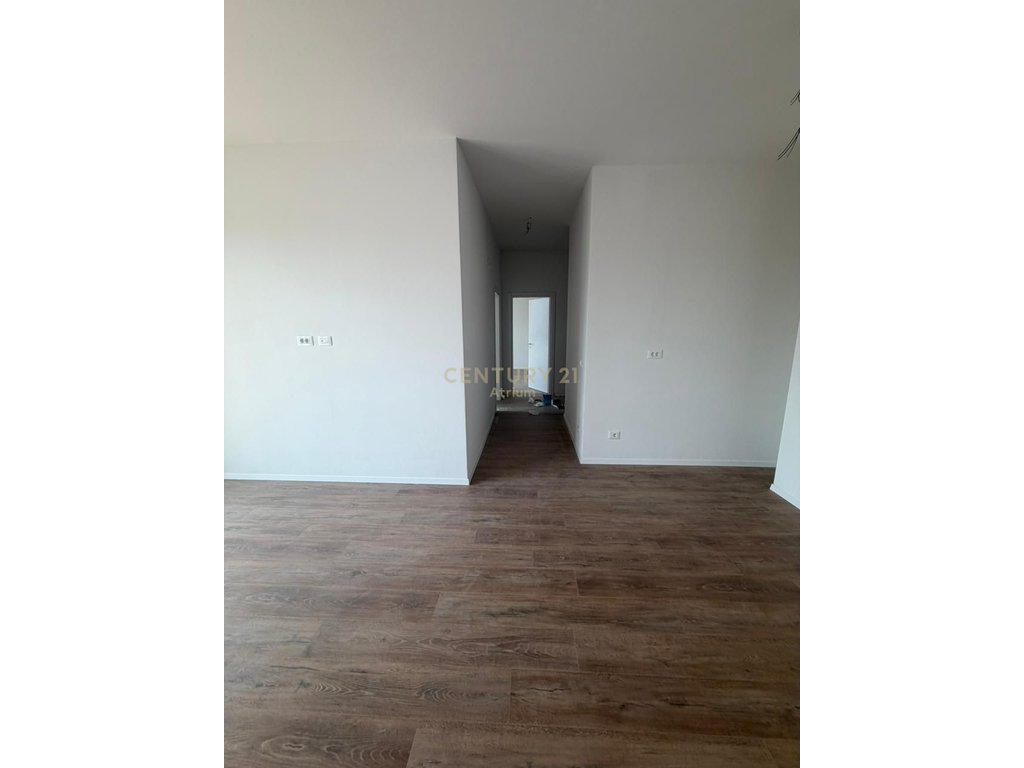 SHESIM APARTMENT 2+1 AT TIRANA PARK AVENUE!!!
