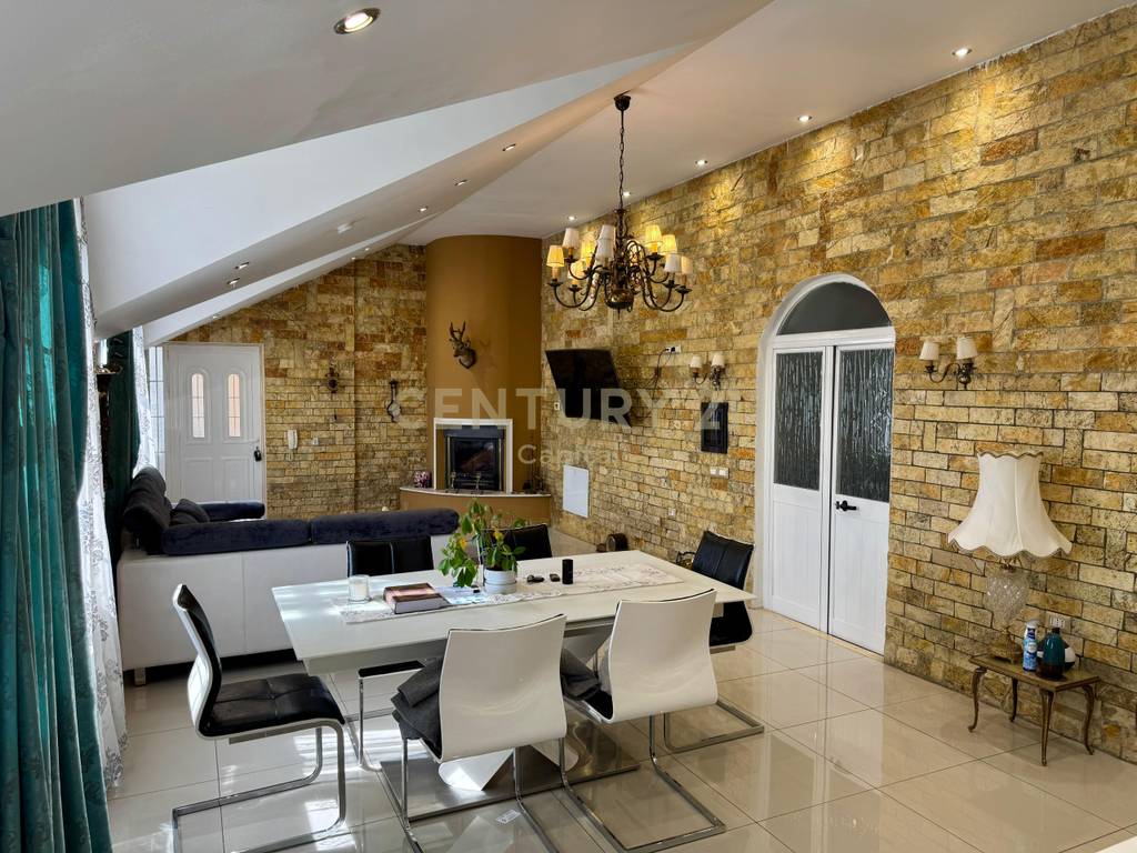 3-Story Villa for Sale in Babrru