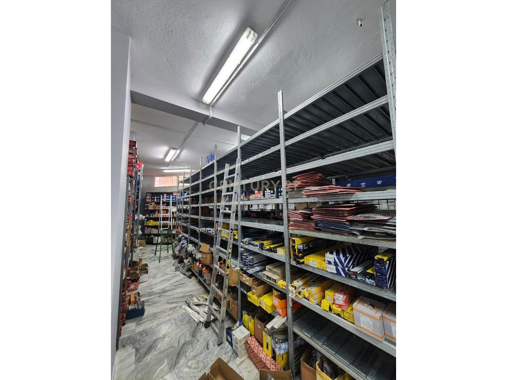 Business premises for sale, on Dritan Hoxha Main Street, Laprakë - 187 m²