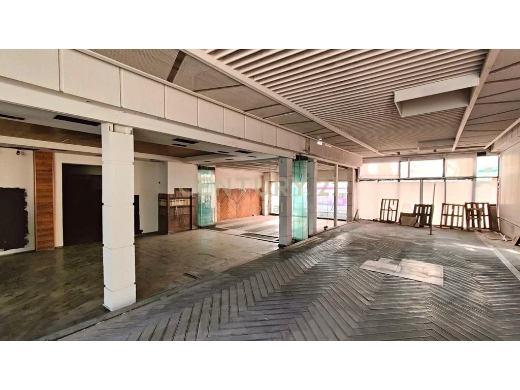 Commercial premises for rent, near the old Train Station, by the Small Ring Road, Tirana