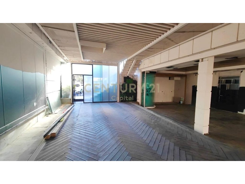Commercial premises for rent, near the old Train Station, by the Small Ring Road, Tirana
