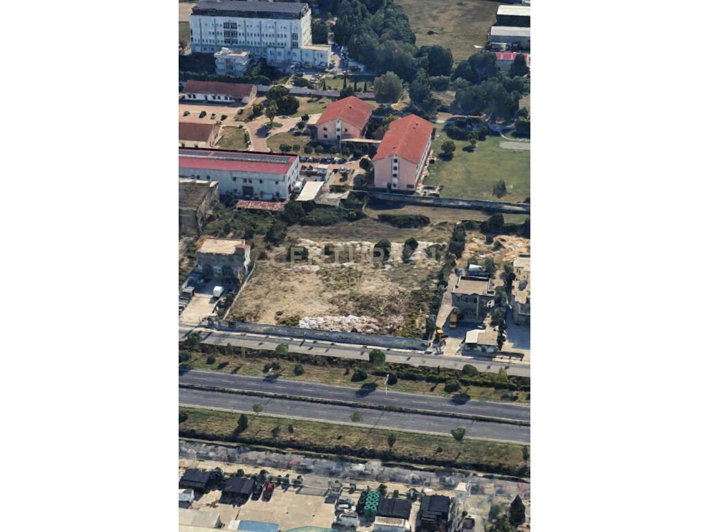 Land for sale on the front line on the Tirana - Durrës highway in front of VEKO - Contact for price 6550 m²