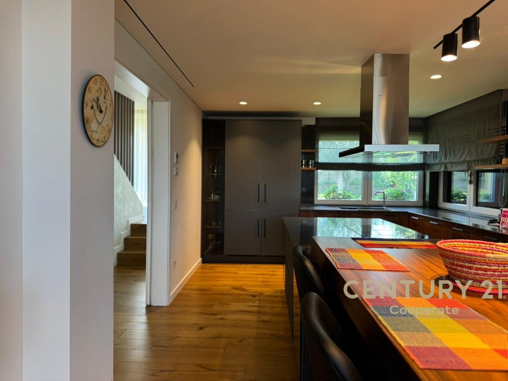 NEW Luxury Villa for Sale in Long Hill Residence