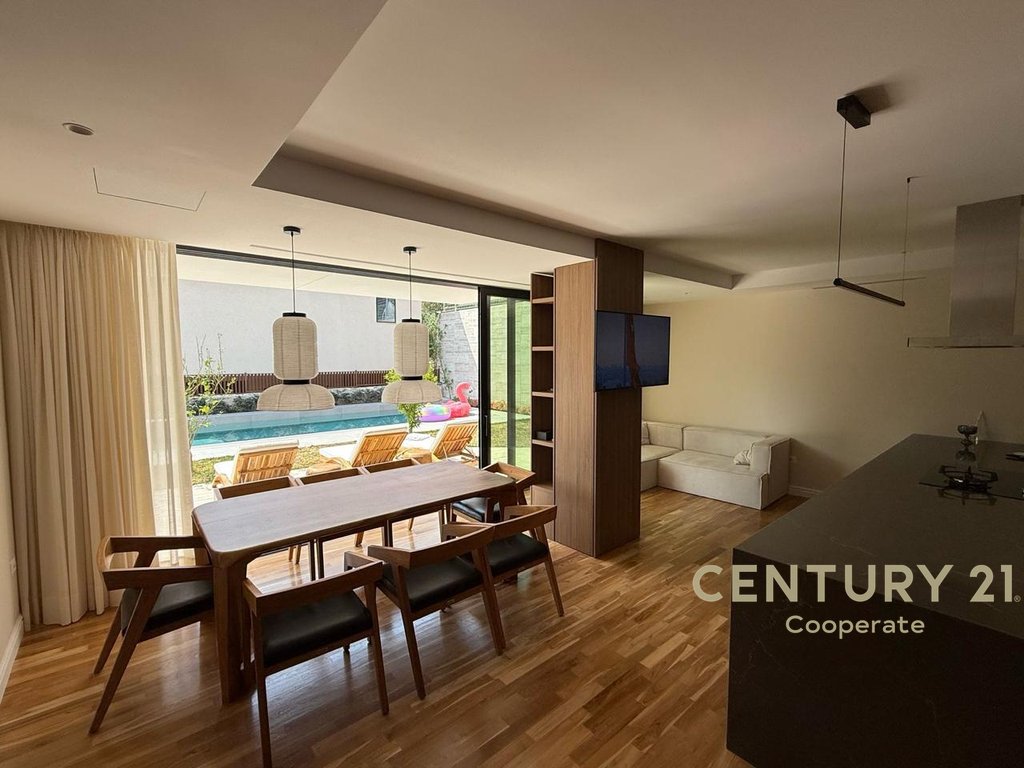 PREMIUM VILLA MATCH, FURNISHED AND WITH A POOL NEAR THE PEACEFUL NATURE, SURROUNDED BY SAUKU