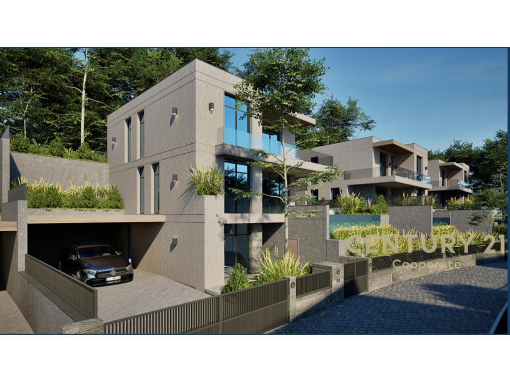 Luxury Three-Bedroom Villa at Lake Shore Residence, Farka Lake