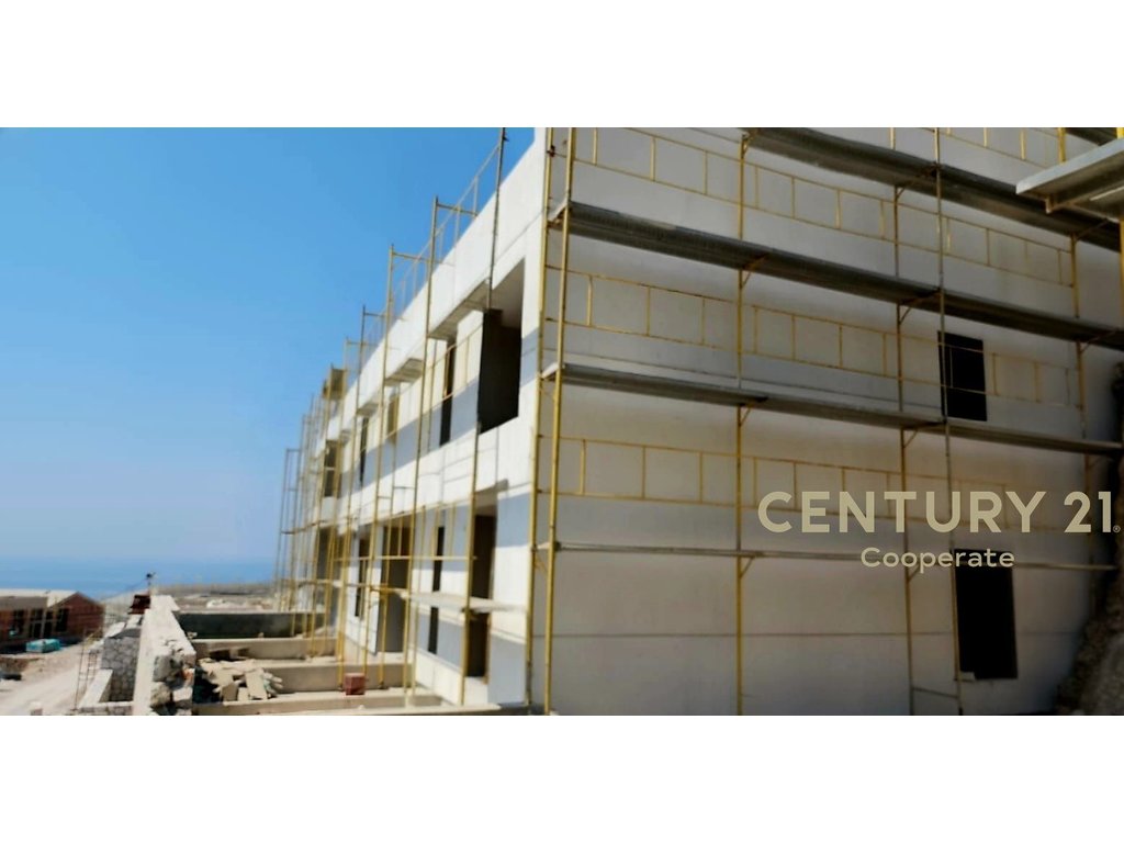 VILLA FOR SALE IN THE NUKLI RESIDENTIAL COMPLEX - JALË