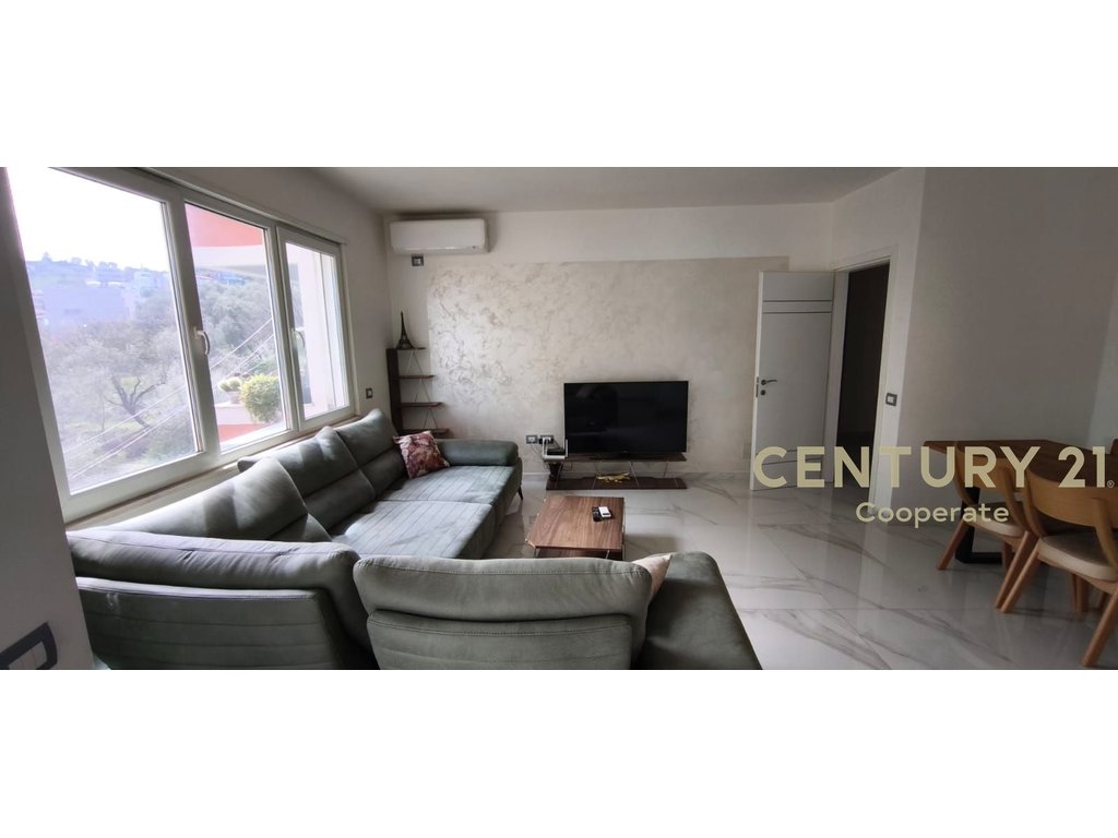 FOR RENT APARTMENT AT DRY LAKE 2