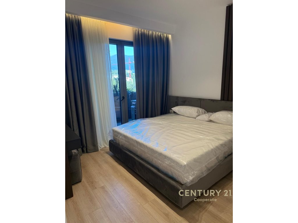 FOR RENT 2+1+2 APARTMENT IN LION RESIDENCE TIRANA, NEAR AIR ALBANIA
