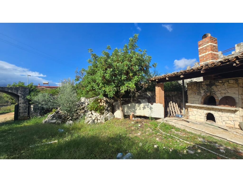 BARGAIN!!! VILLA FOR SALE IN TRAGJAS, VLORE!!
