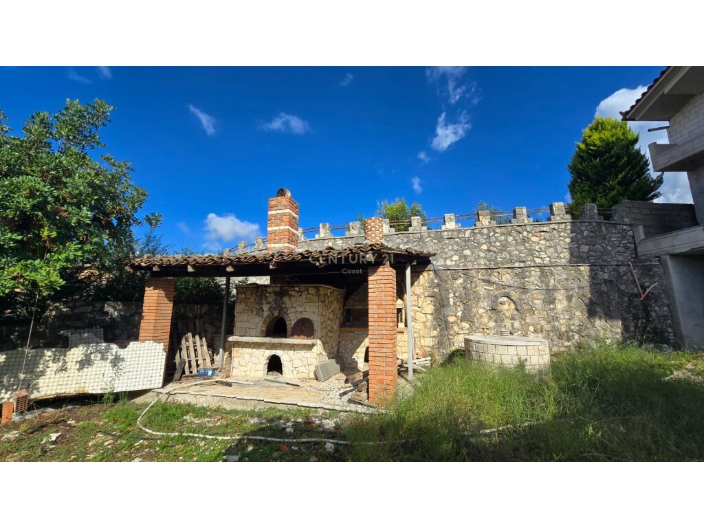 BARGAIN!!! VILLA FOR SALE IN TRAGJAS, VLORE!!