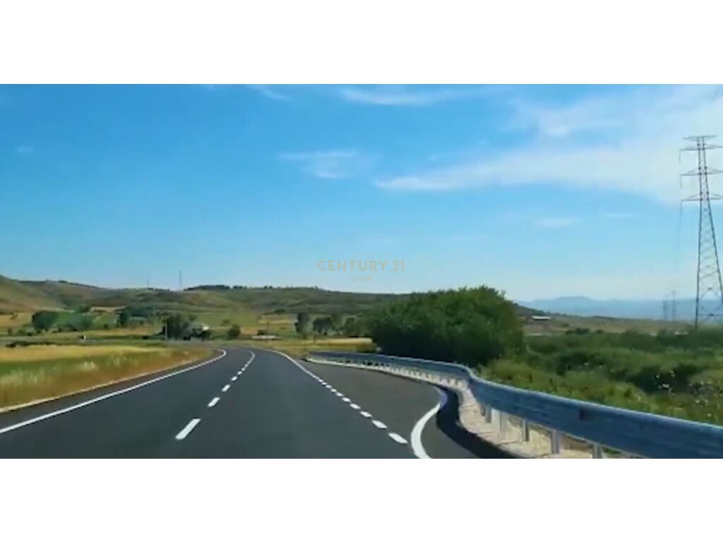 LAND FOR SALE ON THE VLORE - FIER HIGHWAY!!!
