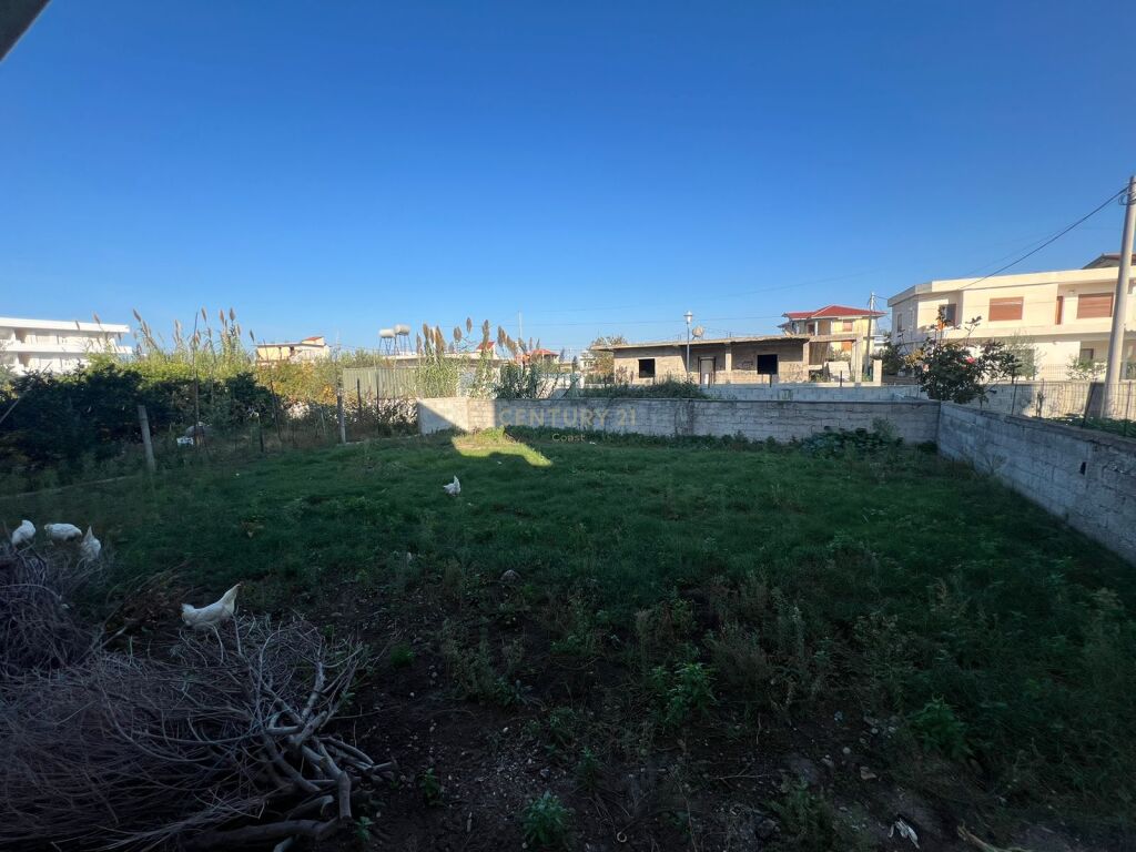TWO-STOREY VILLA NEXT TO THE FORMER WOOD FIELD, IN VLORA.