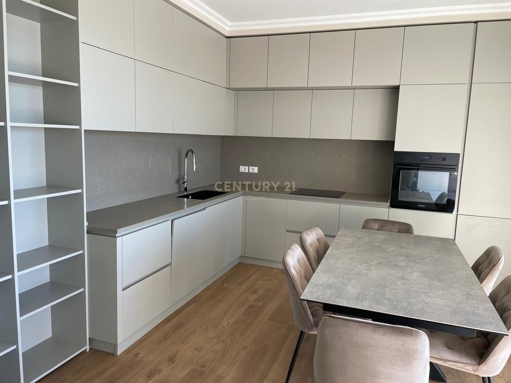 LUXURY APARTMENT 2+1+2 FOR RENT, TOTAL SEA VIEW IN COLD WATER, VLORA!
