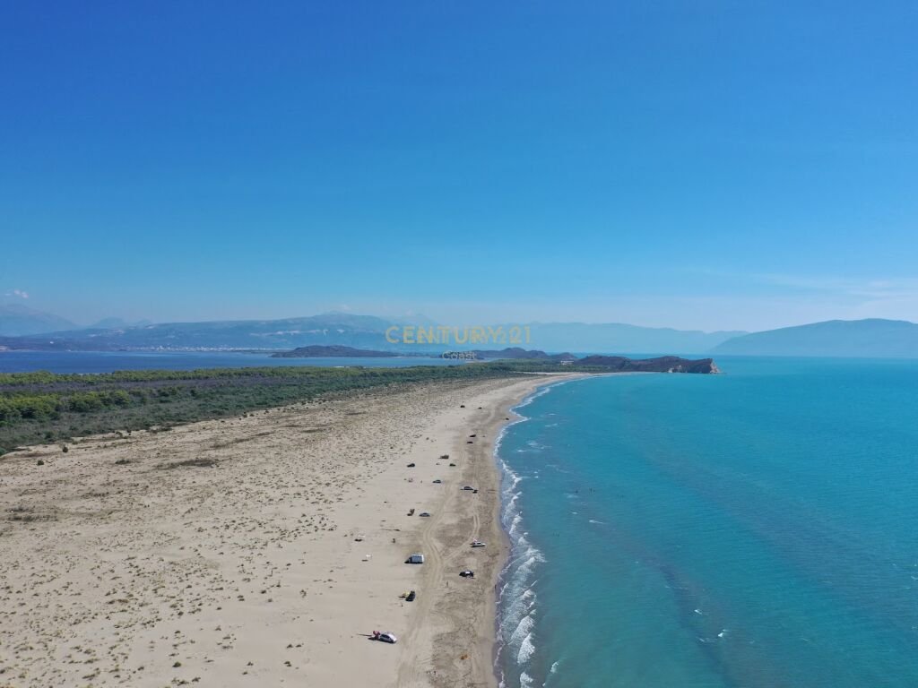 LAND FOR SALE NEAR THE HYDROPORT BEACH IN NOVOSELE, VLORE!!!