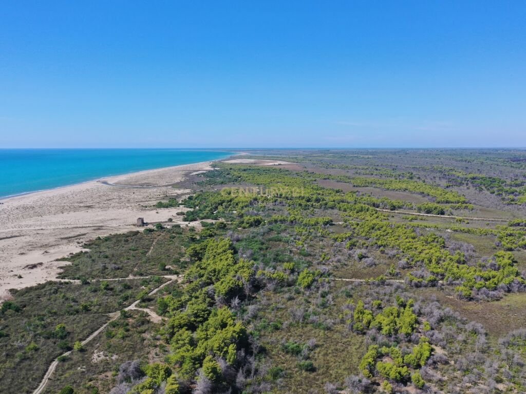 LAND FOR SALE NEAR THE HYDROPORT BEACH IN NOVOSELE, VLORE!!!