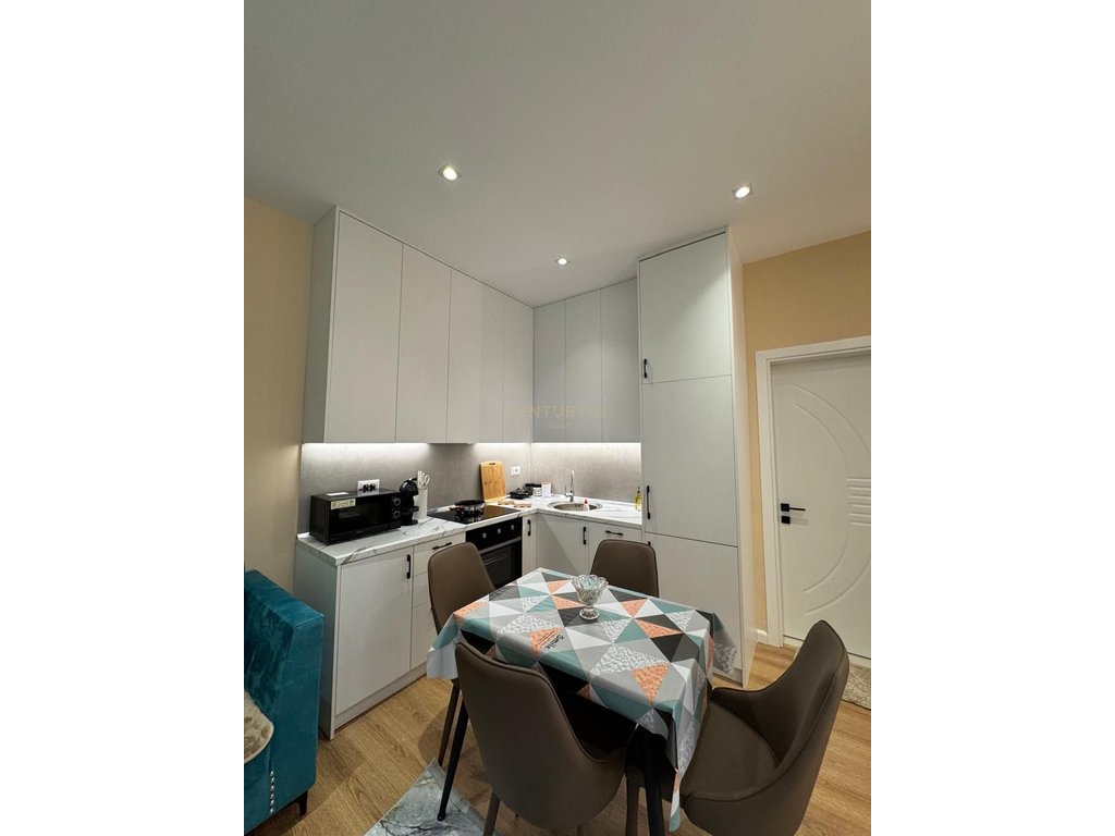 2+1 APARTMENT FOR RENT IN LUNGOMARE - 100 M FROM THE SEA!!