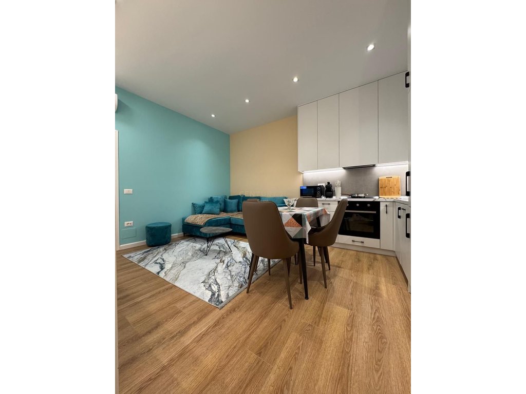 2+1 APARTMENT FOR RENT IN LUNGOMARE - 100 M FROM THE SEA!!
