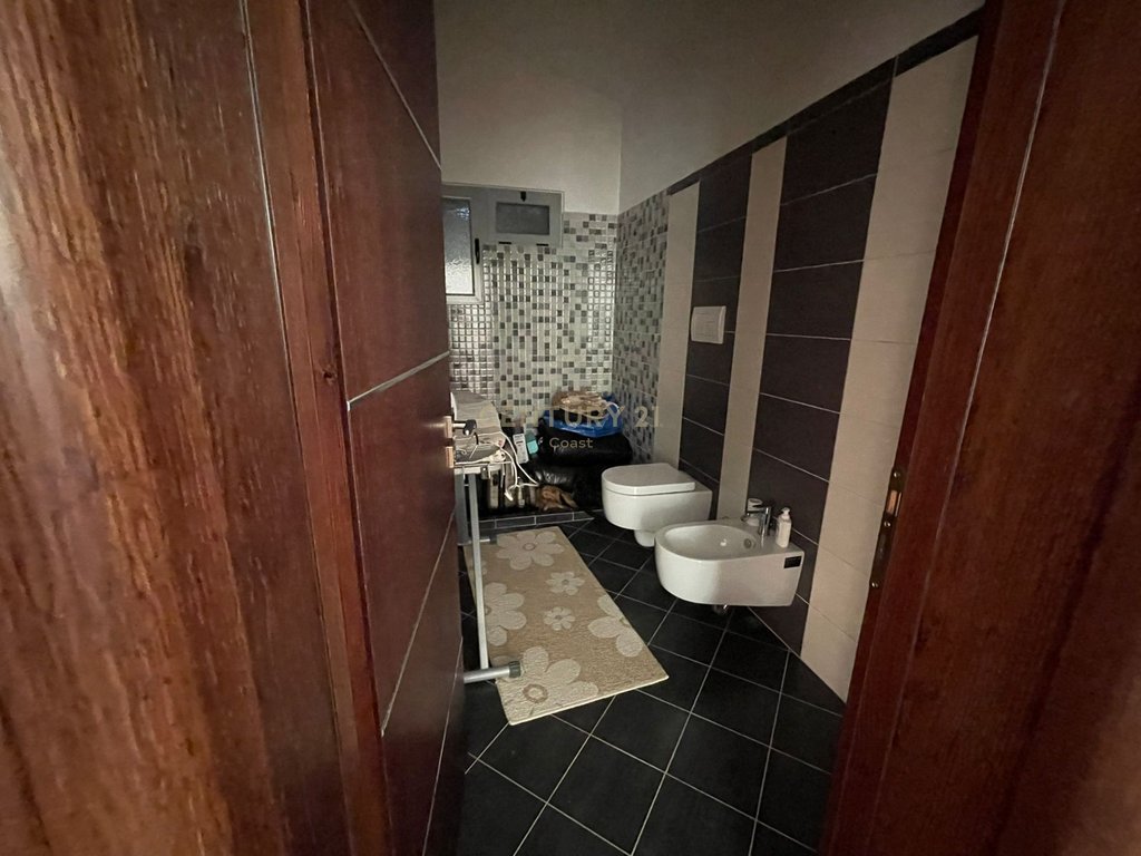 VILLA FOR SALE IN THE "PARTIZANI" NEIGHBORHOOD, VLORE!!