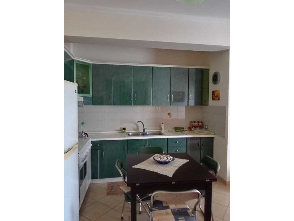 APARTMENT 1+1 FOR RENT IN THE NEIGHBORHOOD "UJI I FTOHT" NEAR LE PALAZZINE!!!
