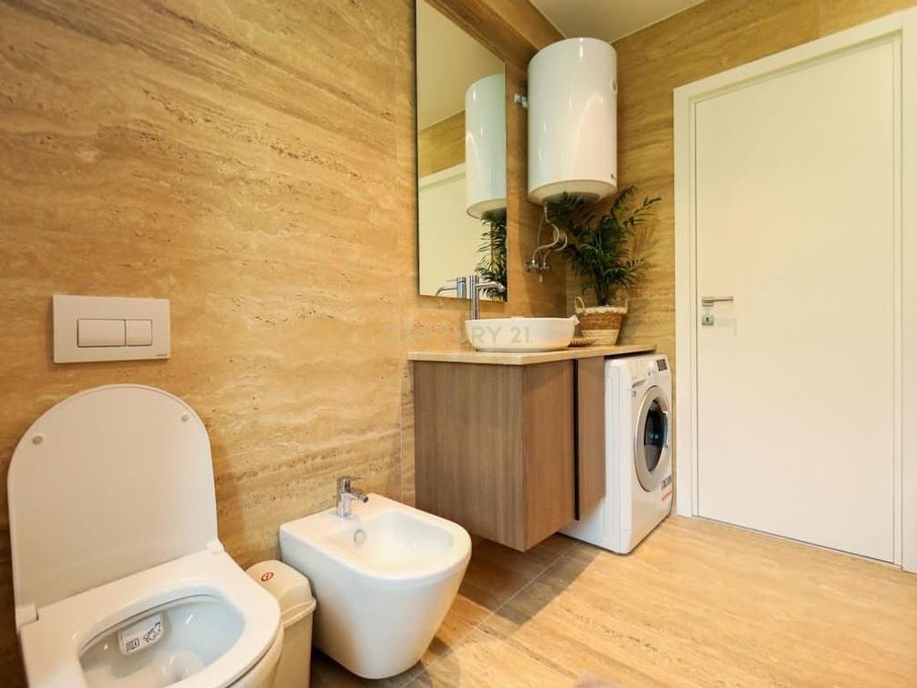 “1+1 Apartment for Rent with Sea View in Elite Residence”