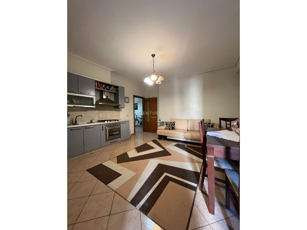 1+1 APARTMENT FOR RENT AT JUMBO, VLORA.