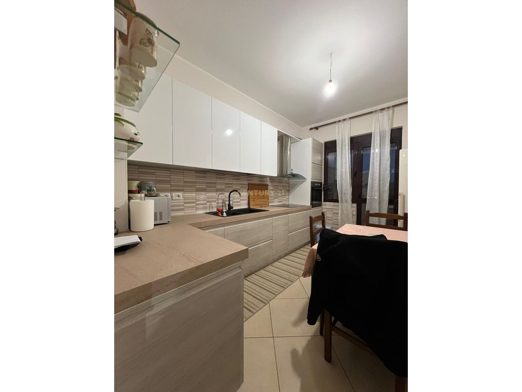 APARTMENT 2+1 FOR RENT AT "PALESTRA E MUNDJE", VLORE