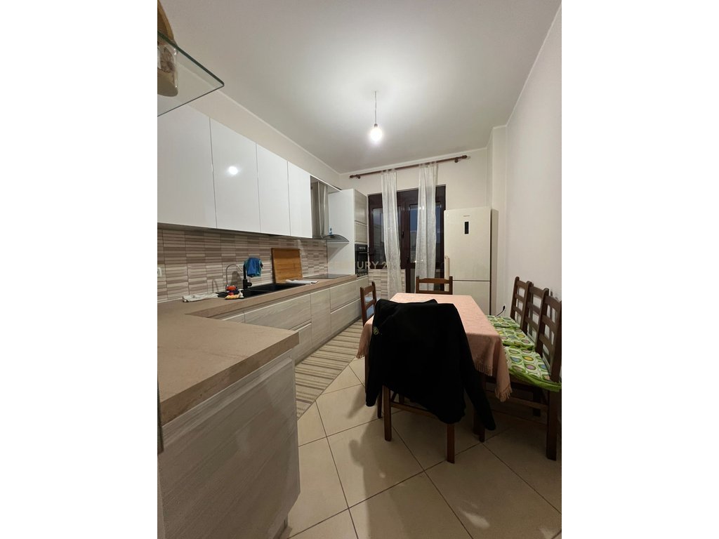 APARTMENT 2+1 FOR RENT AT "PALESTRA E MUNDJE", VLORE