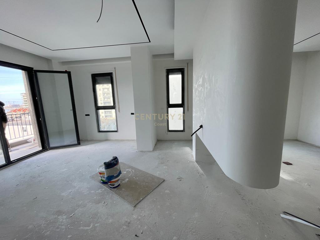 PREMIUM APARTMENT 2+1+2 FOR SALE + GARAGE