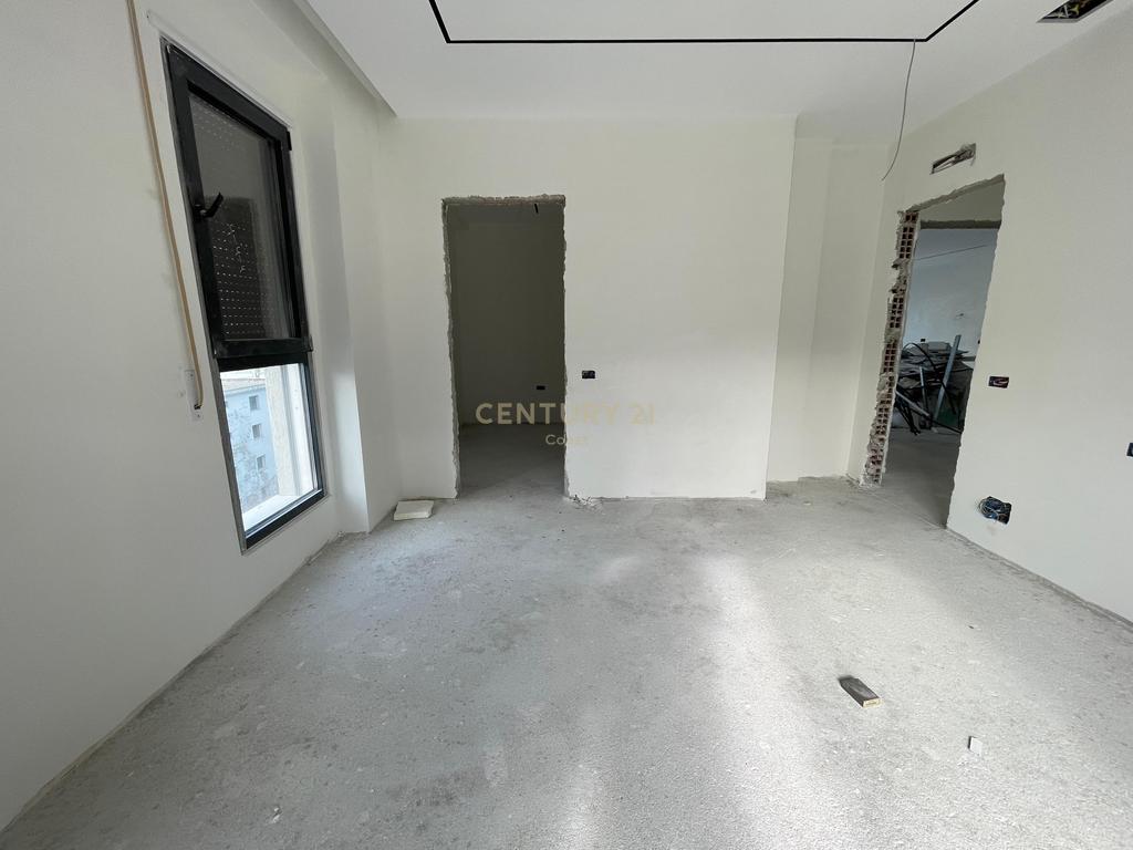 PREMIUM APARTMENT 2+1+2 FOR SALE + GARAGE