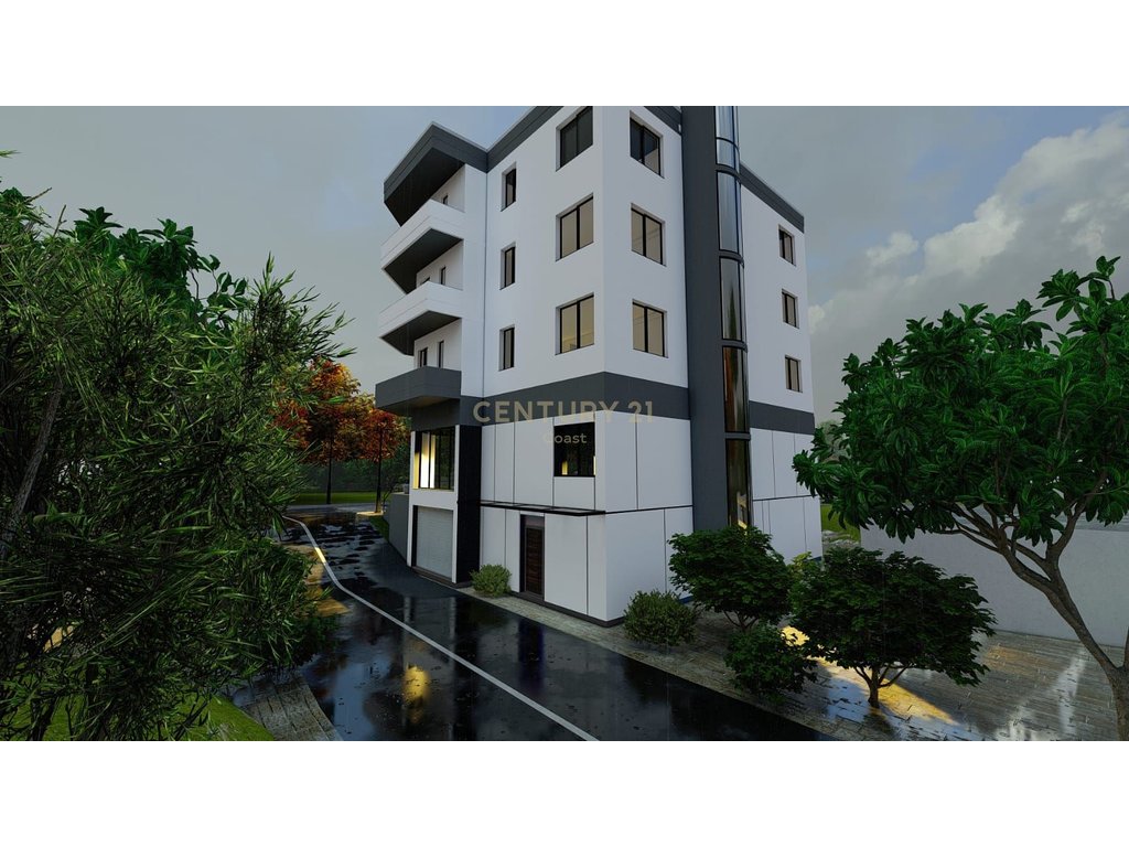 2+1+2 Apartment in Private Residence for Sale