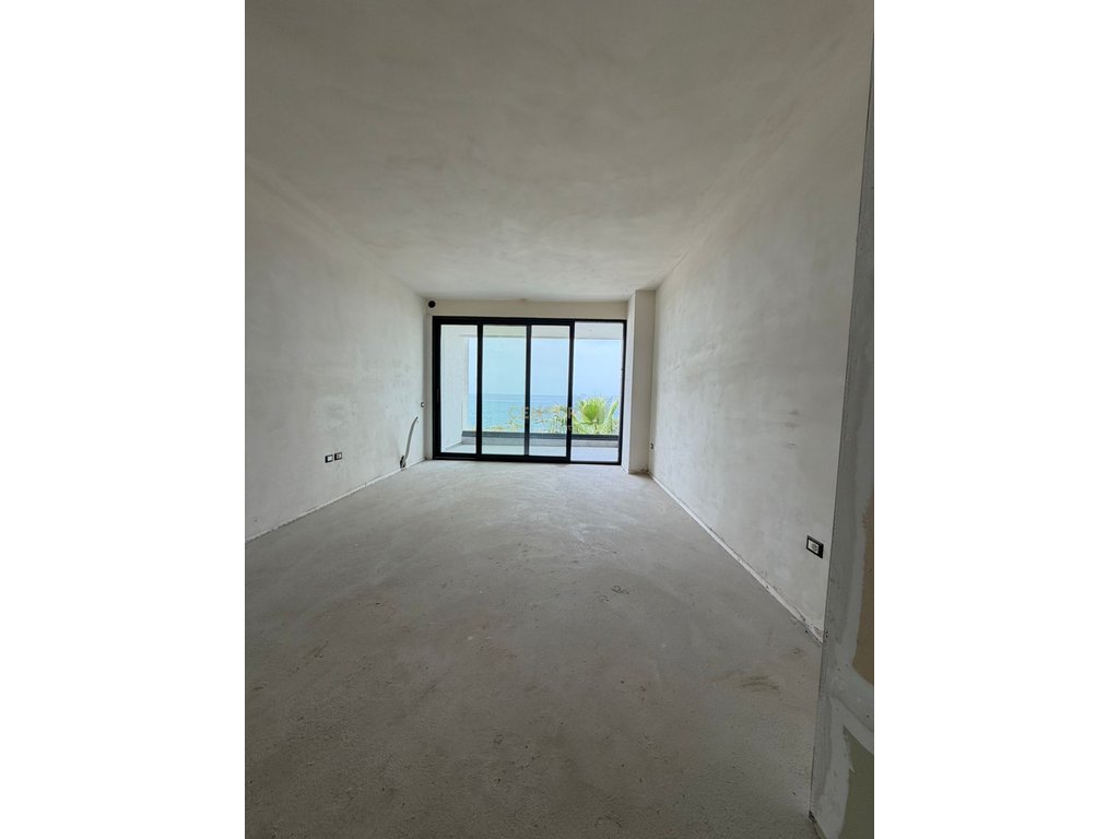 Apartment 2+1+2 in the Elite Residence of Cold Water, with Spectacular View of the Sea and City, Vlora