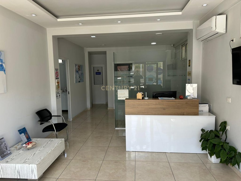 BUSINESS PREMISES FOR RENT NEAR THE HOSPITAL, VLORE – IDEAL FOR CLINIC, LABORATORY OR AESTHETIC CENTER