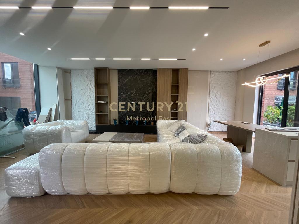 INDIVIDUAL VILLA FOR RENT IN A RESIDENTIAL COMPLEX IN FARKE