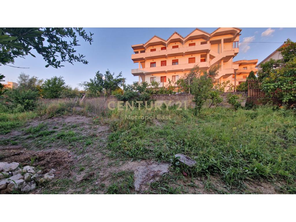 Land for sale in Arapaj, Kodër!