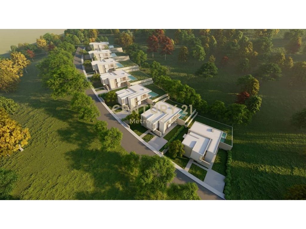 Villa with a swimming pool for rent in Farke