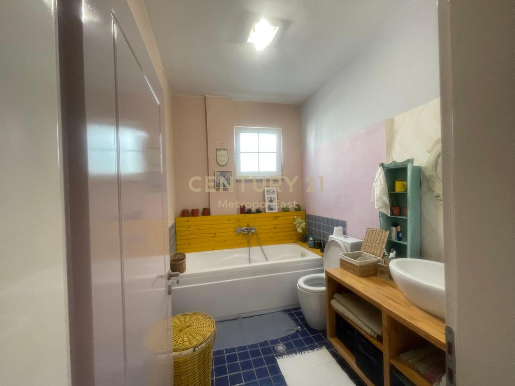 UNIQUE VILLA FOR SALE IN THE FARKA AREA