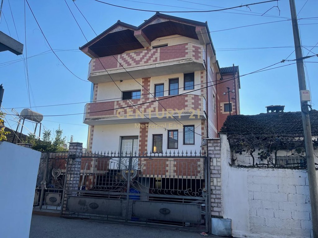 TWO-STOREY VILLA FOR SALE IN SAUK TE RI