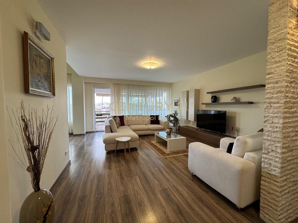 FOR RENT 2+1 APARTMENT + 2 PARKING SPACES IN LONG HILL RESIDENCE