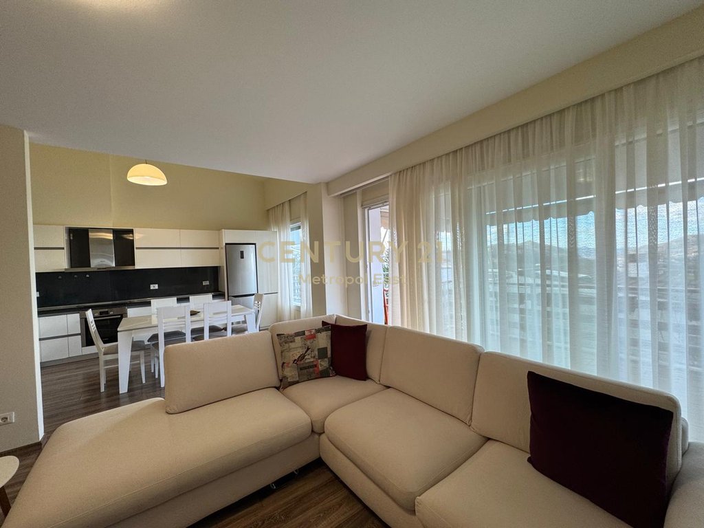 FOR RENT 2+1 APARTMENT + 2 PARKING SPACES IN LONG HILL RESIDENCE