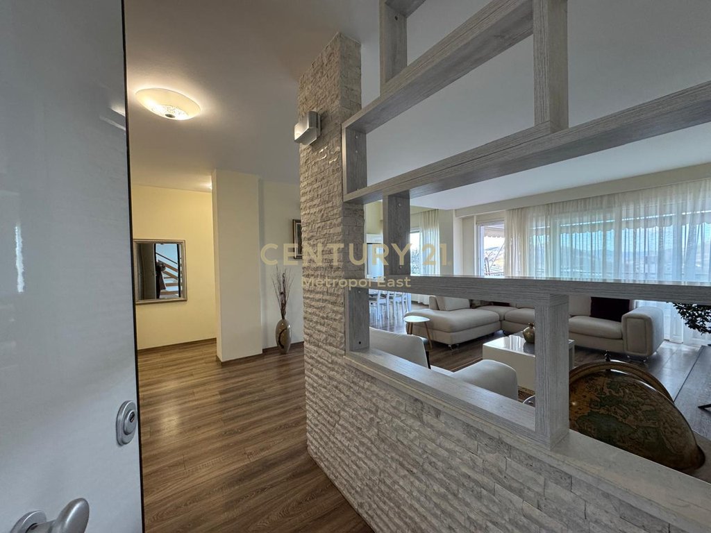 FOR RENT 2+1 APARTMENT + 2 PARKING SPACES IN LONG HILL RESIDENCE