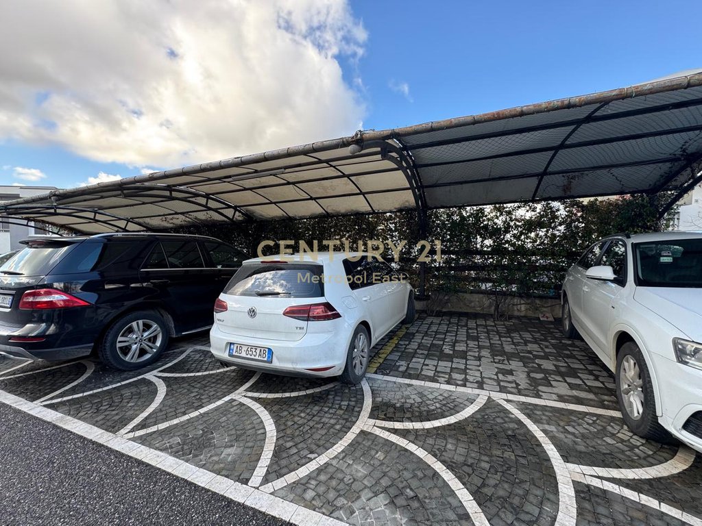 FOR RENT 2+1 APARTMENT + 2 PARKING SPACES IN LONG HILL RESIDENCE