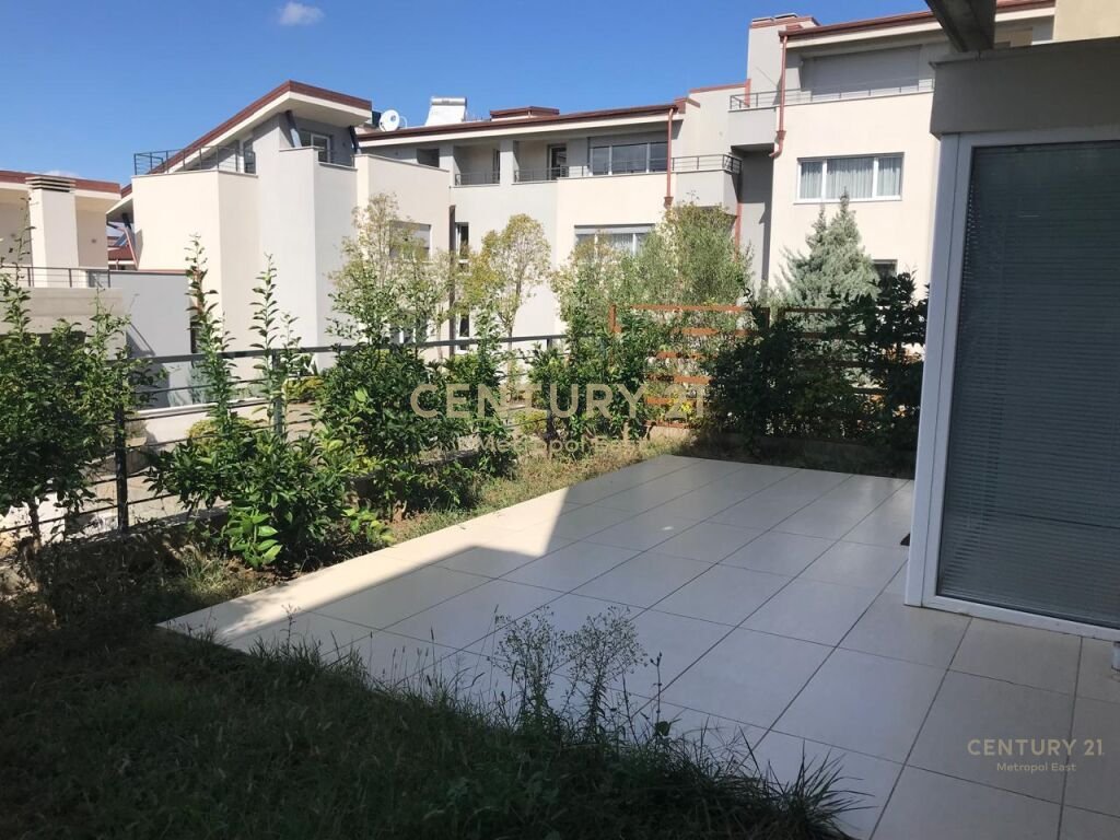 Villa for sale in "Sunrise Residence", near TEG
