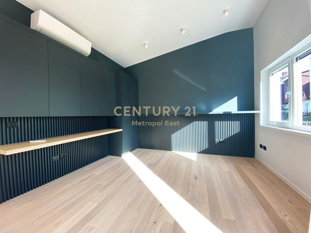 Villa for Rent at "Long Hill" Residence