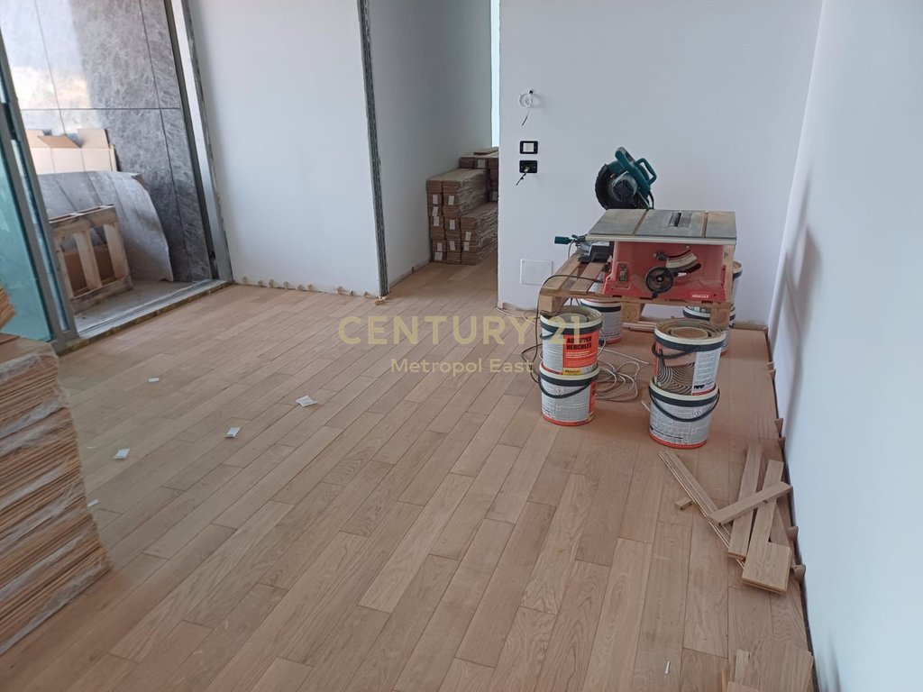 2+1 apartment for rent in Downtown.