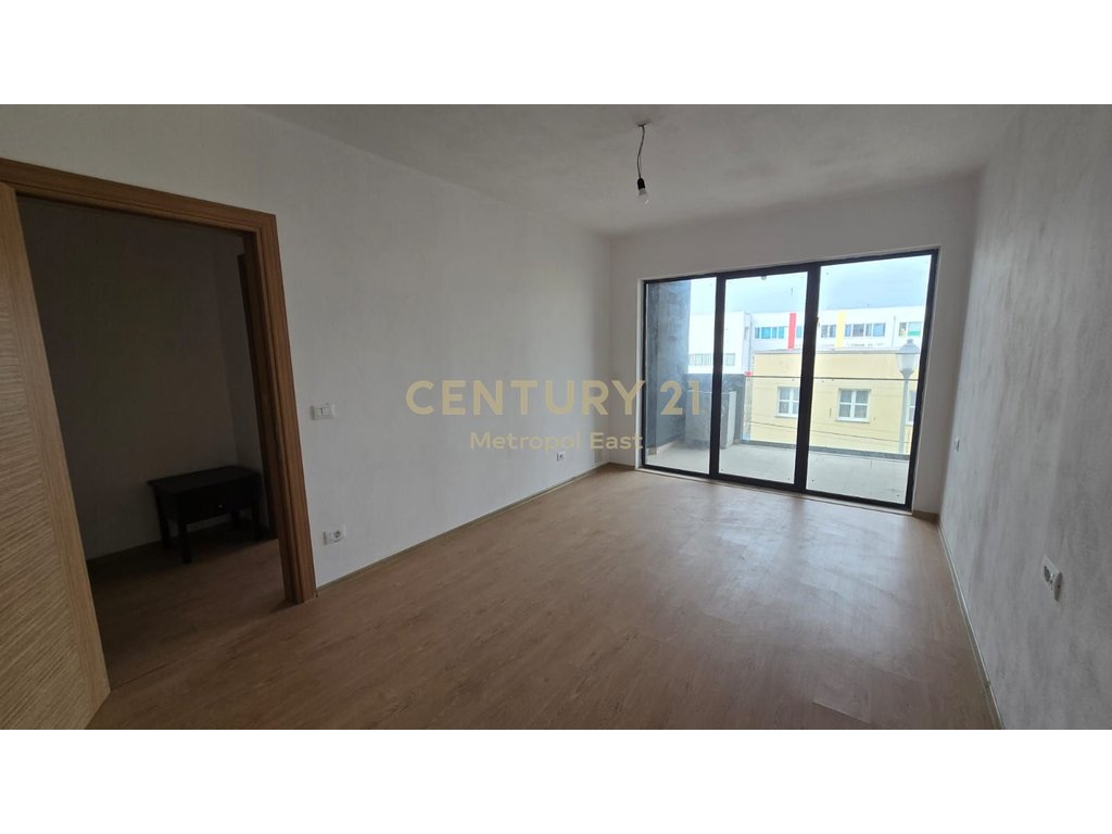 APARTMENT 1+1 FOR RENT IN THE AREA OF 5 MAJ