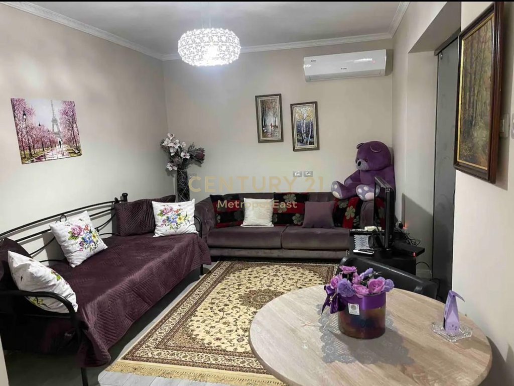 APARTMENT 1+1 FOR RENT ON MYSLYM SHYRI STREET