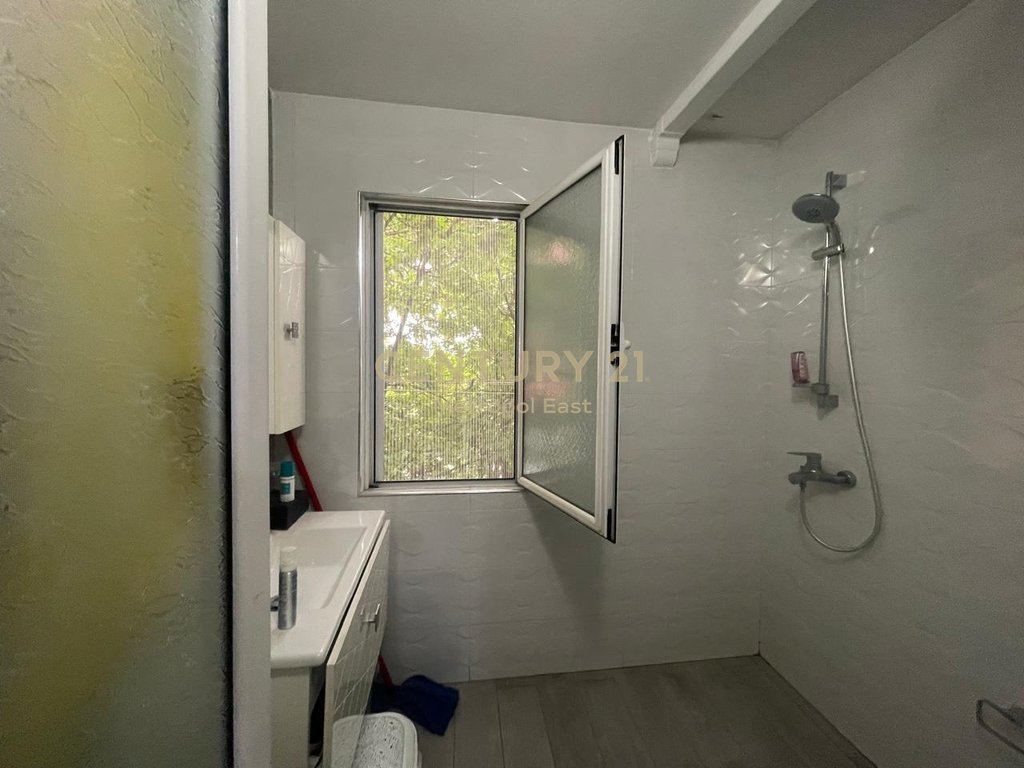 APARTMENT 1+1 FOR RENT ON MYSLYM SHYRI STREET