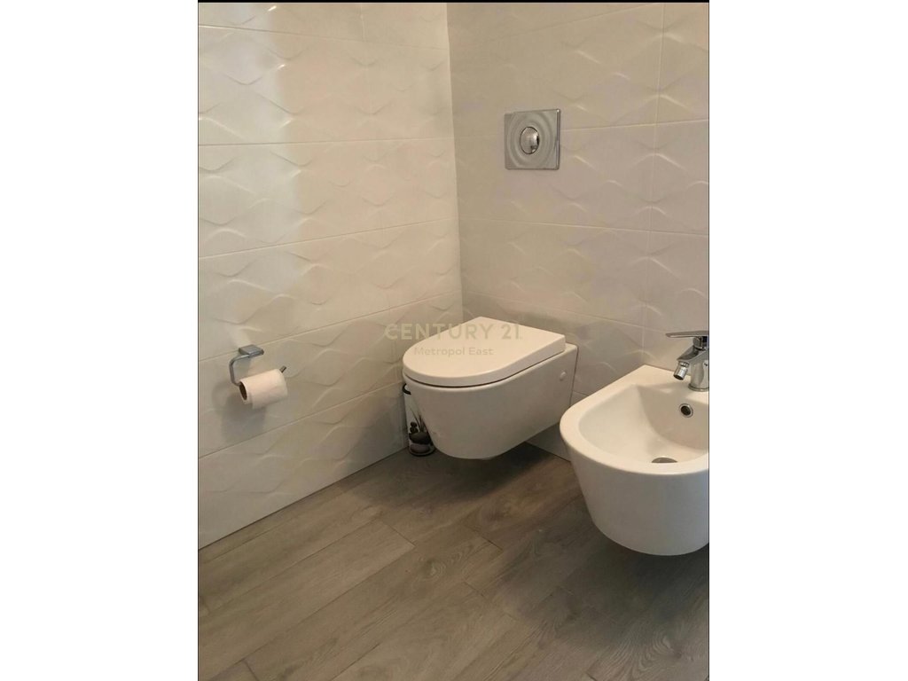 APARTMENT 1+1 FOR RENT ON MYSLYM SHYRI STREET