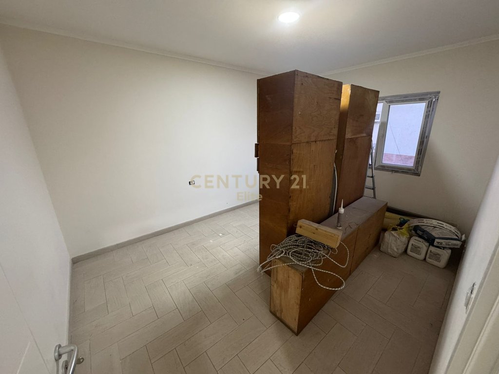 Qira, Apartment 2+1, Bllok