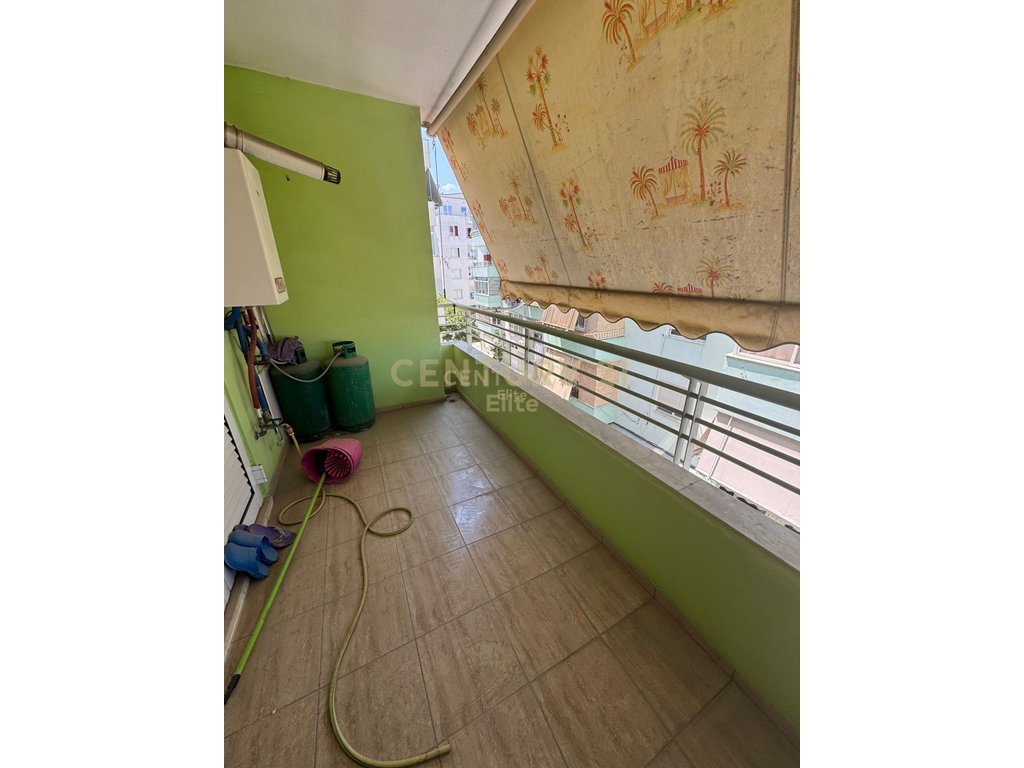 Qira, Apartment 2+1+2 Parking Spaces, Selite
